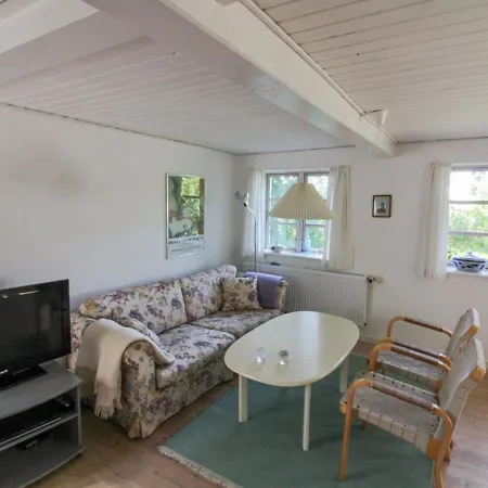 Holiday Hela - 1km From The Sea By Interhome