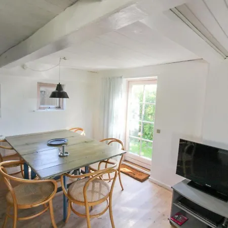 Hotel Holiday Hela - 1km From The Sea By Interhome